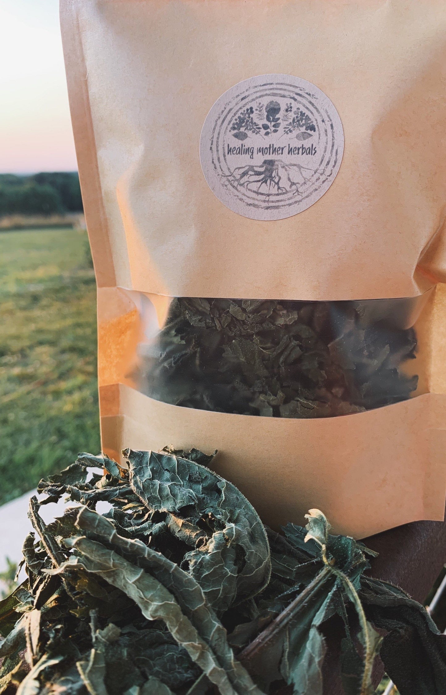 Dried Comfrey Leaves