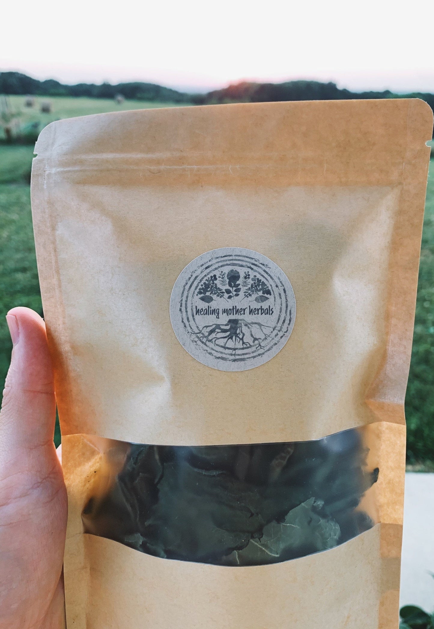 Dried Comfrey Leaves