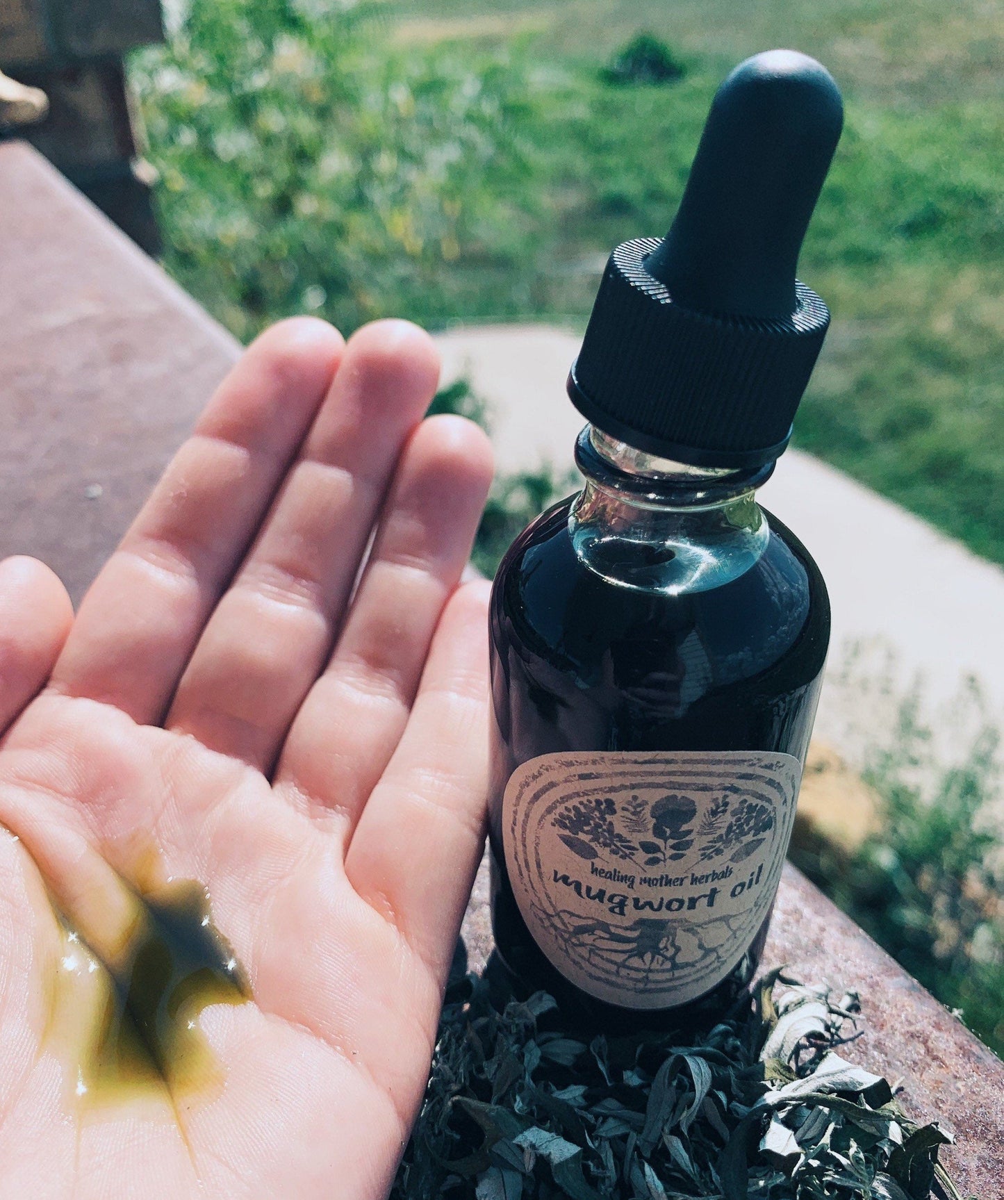 Mugwort Oil